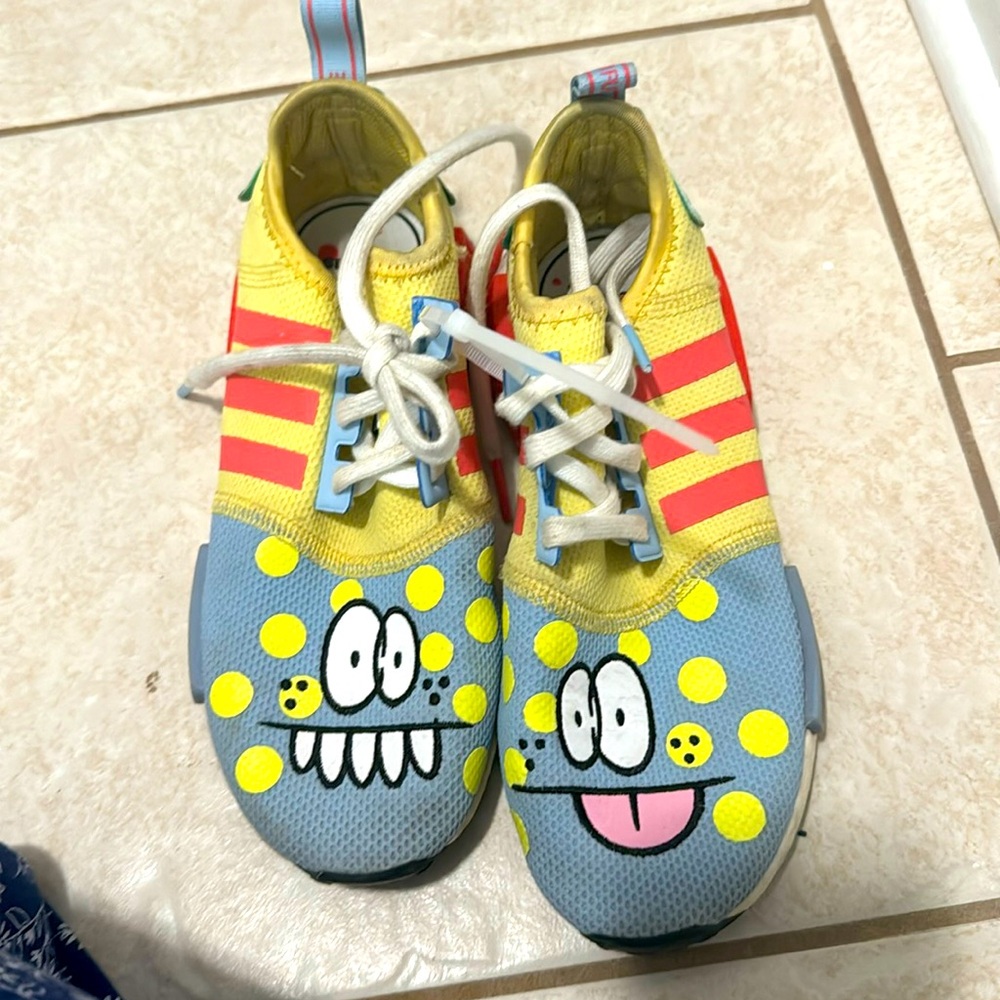 adidas and Kevin Lyons NMD R1 Size 2 - Picture 1 of 1